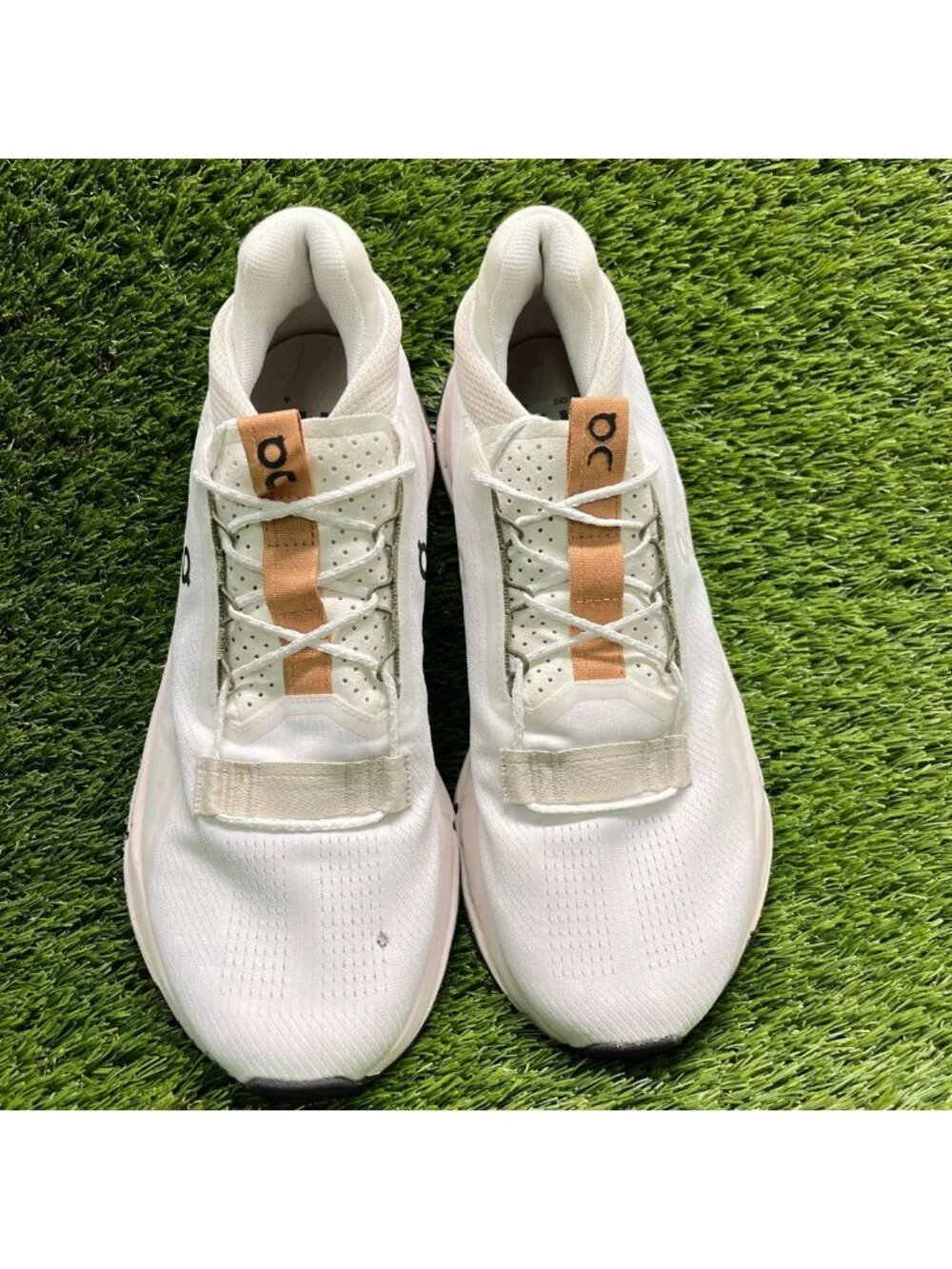 On Cloudmonster 2 Womens Size 10.5 Ivory Sphinx Athletic Running Shoes Sneakers